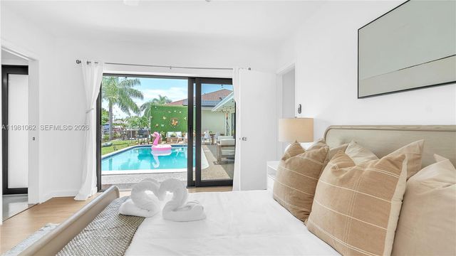 151 SE 9th Ct, Pompano Beach, FL 33060