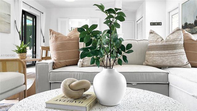 151 SE 9th Ct, Pompano Beach, FL 33060