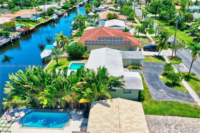 151 SE 9th Ct, Pompano Beach, FL 33060