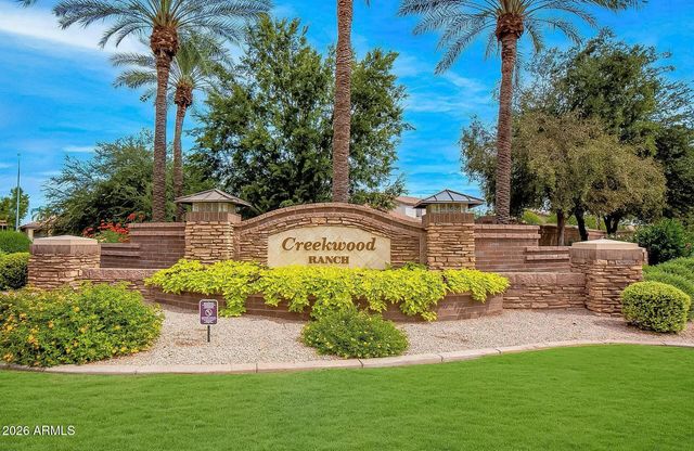 4851 S Soho Lane, Chandler, AZ 85249