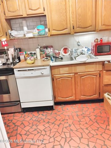 703 E Old Pass Road, Long Beach, MS 39560
