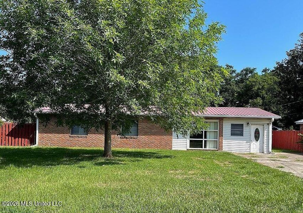 703 E Old Pass Road, Long Beach, MS 39560