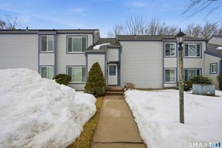 176 Candlewood Drive 176, South Windsor, CT 06074