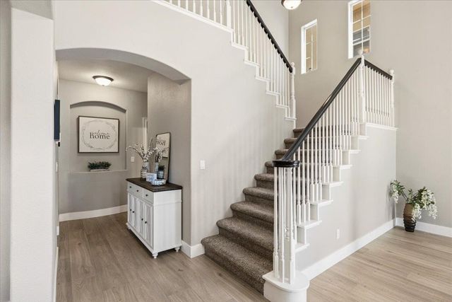 2120 Big Sky Dr, Rocklin, CA 95765