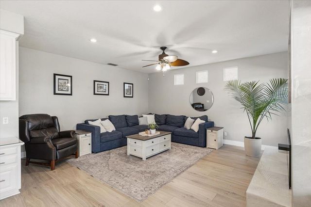 2120 Big Sky Dr, Rocklin, CA 95765