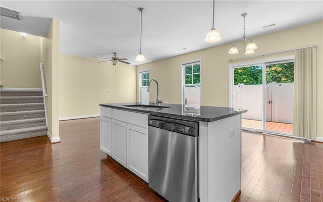 5536 Crown Grant WAY, Virginia Beach, VA 23455