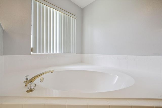 5825 PRINCESS CAROLINE PLACE, Leesburg, FL 34748