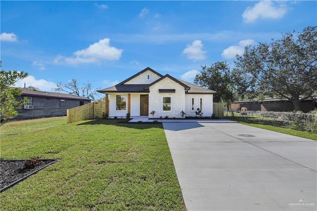 605 E De Soto Avenue, Alamo, TX 78516