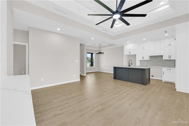 605 E De Soto Avenue, Alamo, TX 78516