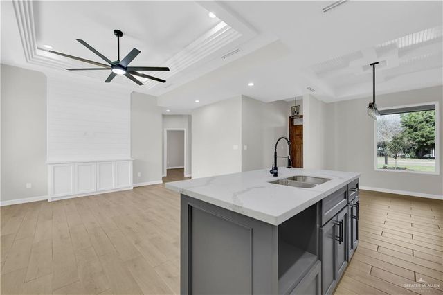 605 E De Soto Avenue, Alamo, TX 78516