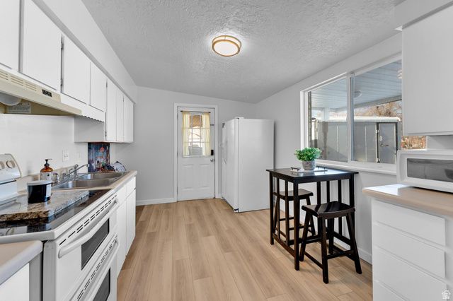 1339 N MARILYN DR, Layton, UT 84041