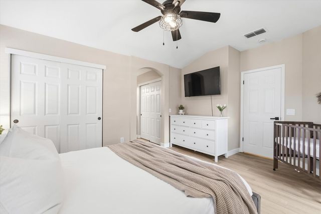 8695 Fobes Dr, Antelope, CA 95843