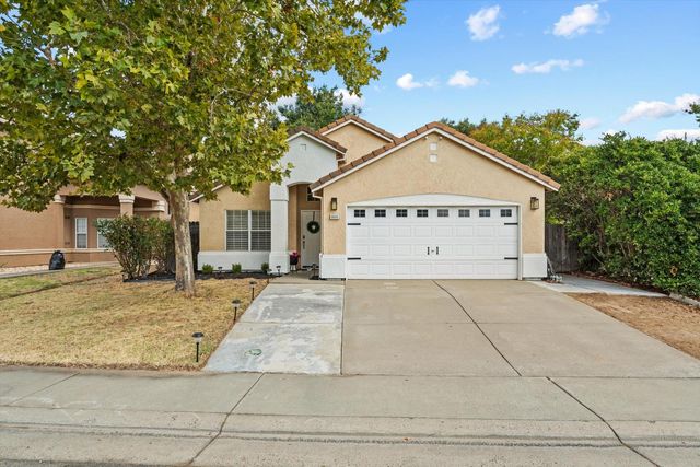 8695 Fobes Dr, Antelope, CA 95843