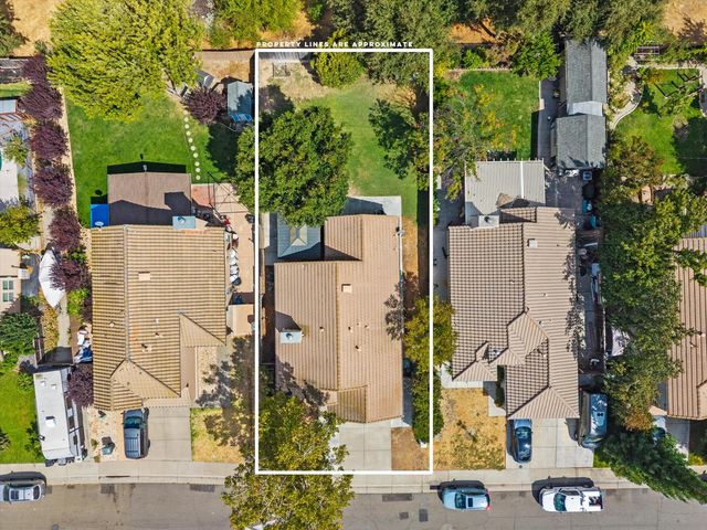 8695 Fobes Dr, Antelope, CA 95843
