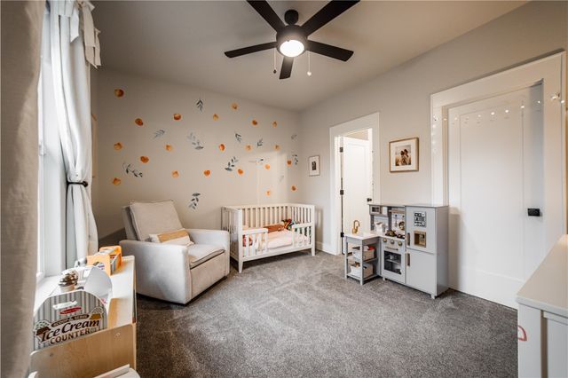 5743 Cobbler Place, Rogers, AR 72758