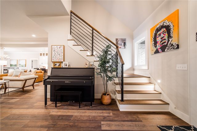 5743 Cobbler Place, Rogers, AR 72758