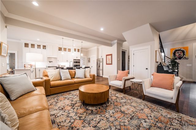 5743 Cobbler Place, Rogers, AR 72758