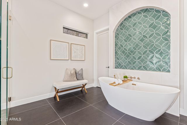 5420 E VERDE Lane, Phoenix, AZ 85018