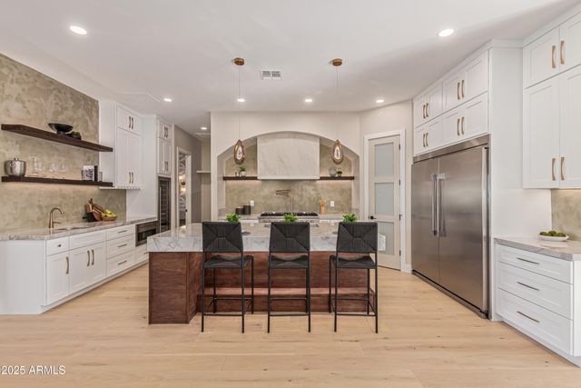 5420 E VERDE Lane, Phoenix, AZ 85018