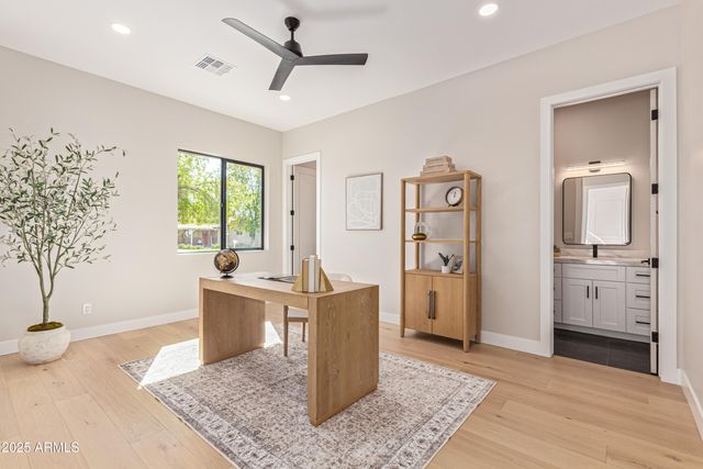 5420 E VERDE Lane, Phoenix, AZ 85018