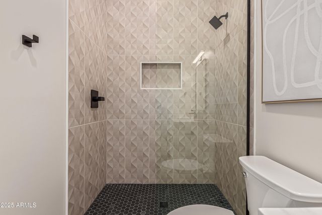 5420 E VERDE Lane, Phoenix, AZ 85018