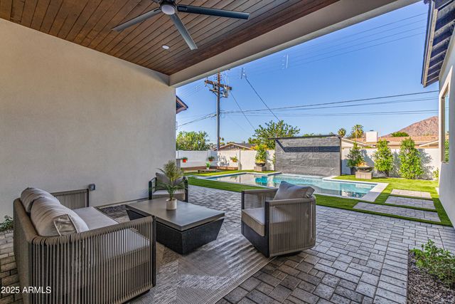 5420 E VERDE Lane, Phoenix, AZ 85018