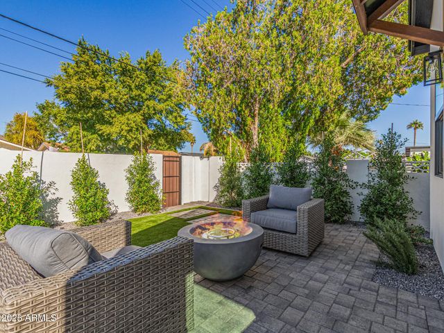 5420 E VERDE Lane, Phoenix, AZ 85018