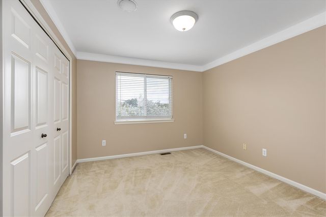 58916 Virginia Circle, New Haven, MI 48048