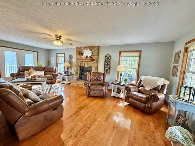 104 Whippoorwill Lane, Kenna, WV 25248