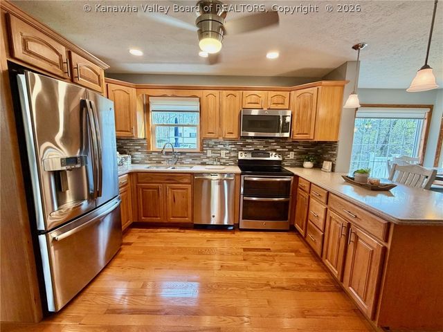 104 Whippoorwill Lane, Kenna, WV 25248