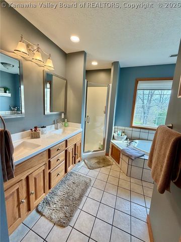 104 Whippoorwill Lane, Kenna, WV 25248
