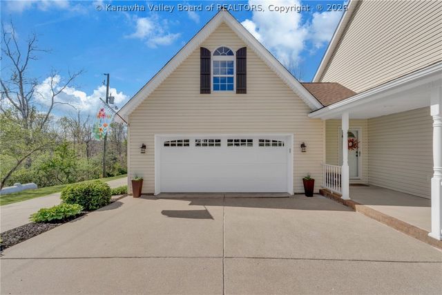 104 Whippoorwill Lane, Kenna, WV 25248