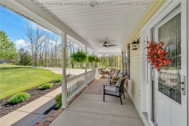 104 Whippoorwill Lane, Kenna, WV 25248