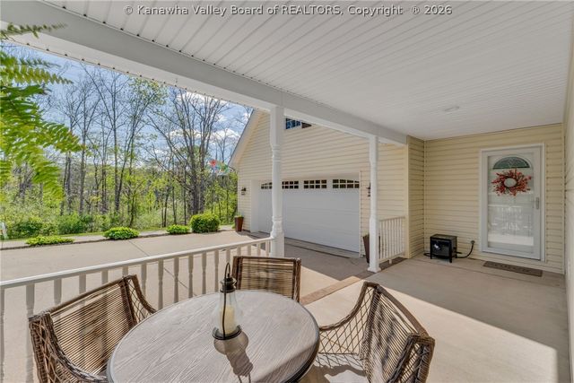 104 Whippoorwill Lane, Kenna, WV 25248