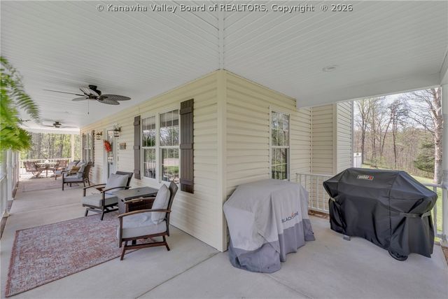 104 Whippoorwill Lane, Kenna, WV 25248