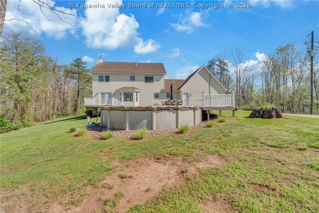 104 Whippoorwill Lane, Kenna, WV 25248