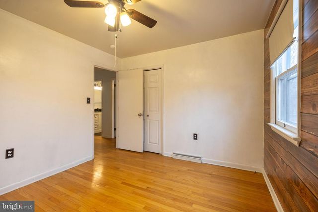 824 FOX MEADOW ROAD, Chambersburg, PA 17202