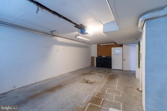 824 FOX MEADOW ROAD, Chambersburg, PA 17202