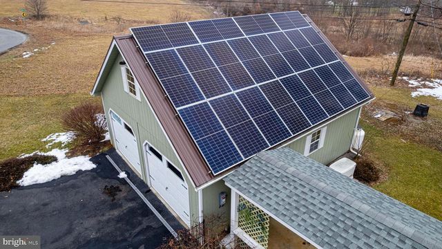 824 FOX MEADOW ROAD, Chambersburg, PA 17202