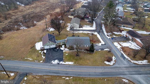 824 FOX MEADOW ROAD, Chambersburg, PA 17202