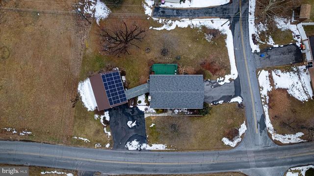 824 FOX MEADOW ROAD, Chambersburg, PA 17202