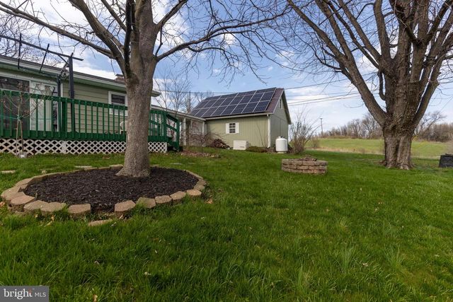 824 FOX MEADOW ROAD, Chambersburg, PA 17202