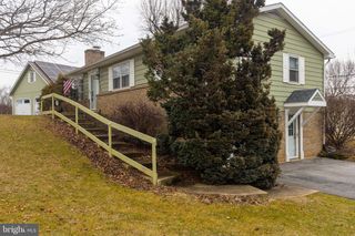 824 FOX MEADOW ROAD, Chambersburg, PA 17202