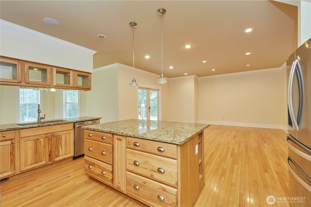 4909 SW Old Clifton Road, Port Orchard, WA 98367