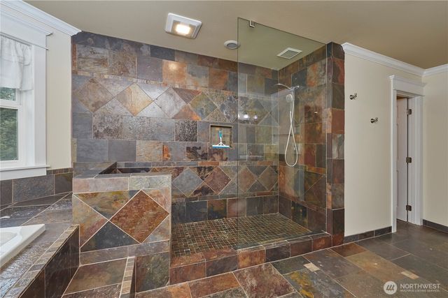 4909 SW Old Clifton Road, Port Orchard, WA 98367