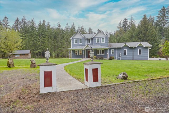 4909 SW Old Clifton Road, Port Orchard, WA 98367