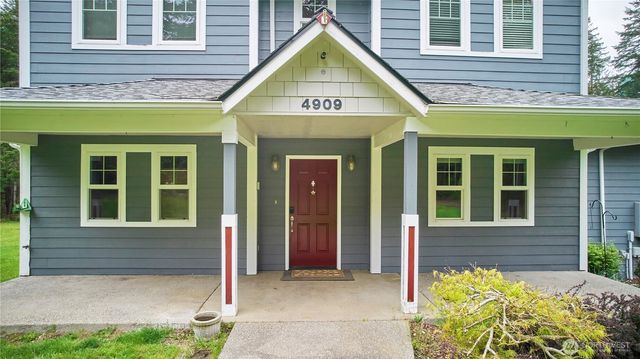 4909 SW Old Clifton Road, Port Orchard, WA 98367