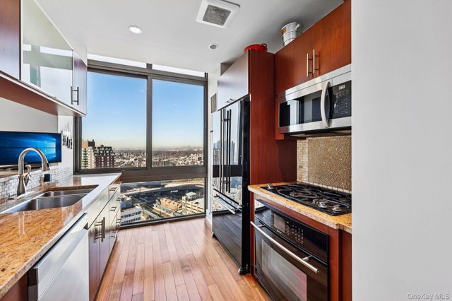 175 Huguenot Street 2503, New Rochelle, NY 10801