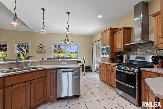 5616 Legacy Lane, Springfield, IL 62711