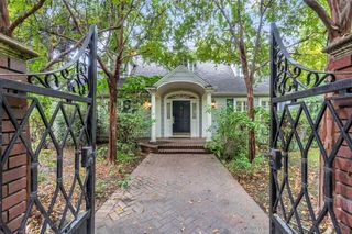 4685 N Wilson Avenue, Fresno, CA 93704